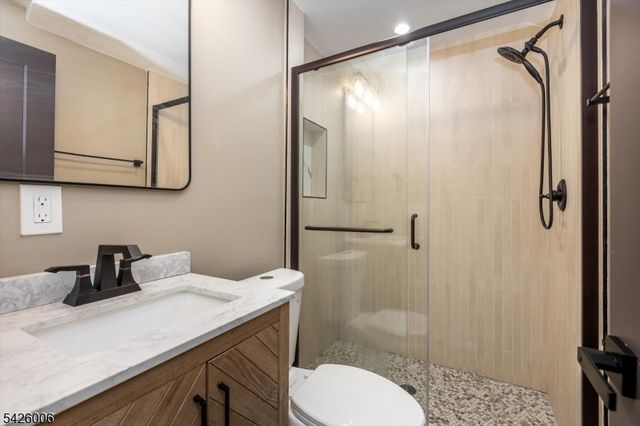 181 Valley Rd, Montclair Twp., NJ 07042