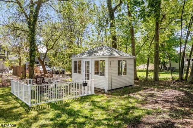 181 Valley Rd, Montclair Twp., NJ 07042