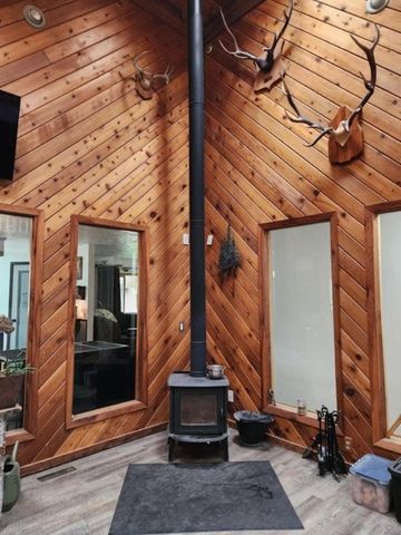 451 Monumental Rd, Colville, WA 99114