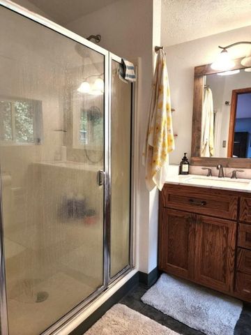 451 Monumental Rd, Colville, WA 99114