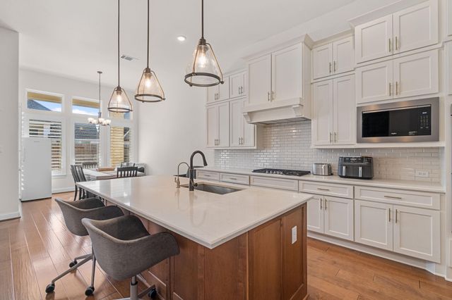 1906 Delta Oaks Drive, Missouri City, TX 77459