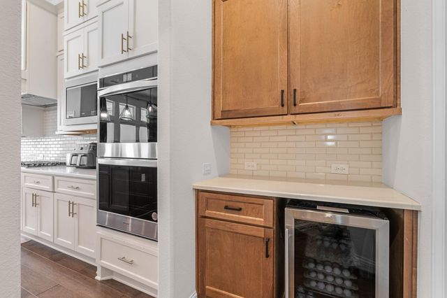 1906 Delta Oaks Drive, Missouri City, TX 77459