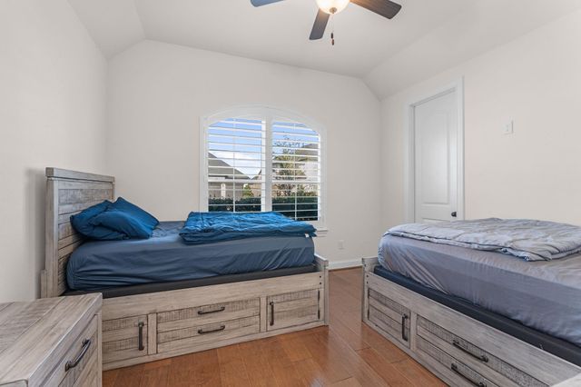 1906 Delta Oaks Drive, Missouri City, TX 77459