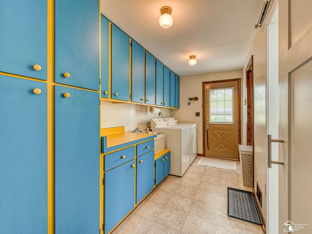 11952 Grafton Road, Carleton, MI 48117