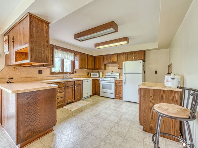 11952 Grafton Road, Carleton, MI 48117