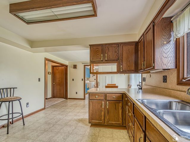 11952 Grafton Road, Carleton, MI 48117
