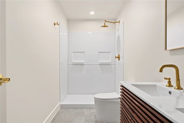 905 North Main Street 201, Providence, RI 02903