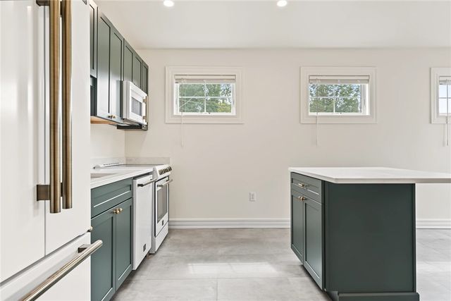 905 North Main Street 201, Providence, RI 02903