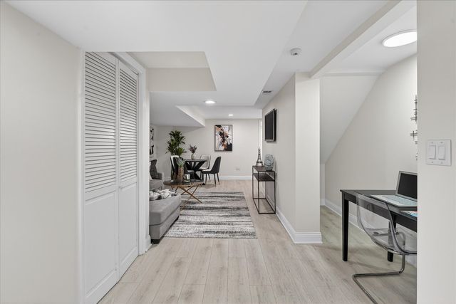 6150 S Ingleside Avenue, Chicago, IL 60637