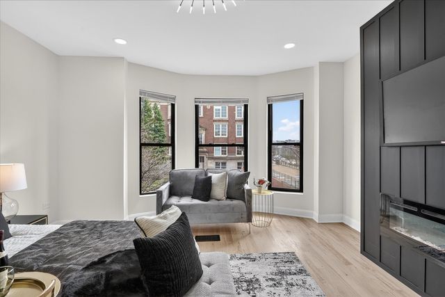 6150 S Ingleside Avenue, Chicago, IL 60637