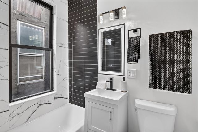 6150 S Ingleside Avenue, Chicago, IL 60637