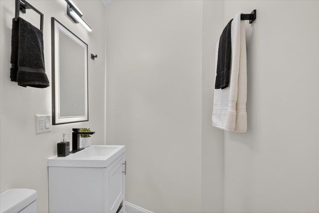 6150 S Ingleside Avenue, Chicago, IL 60637