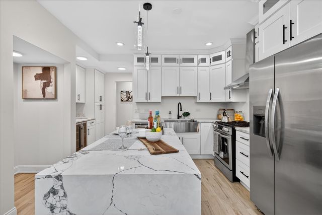 6150 S Ingleside Avenue, Chicago, IL 60637