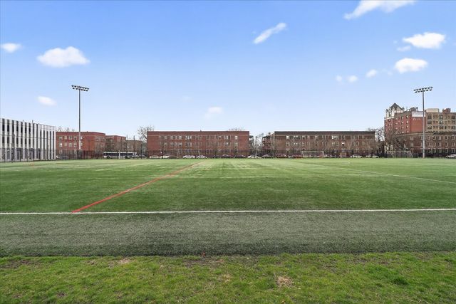 6150 S Ingleside Avenue, Chicago, IL 60637