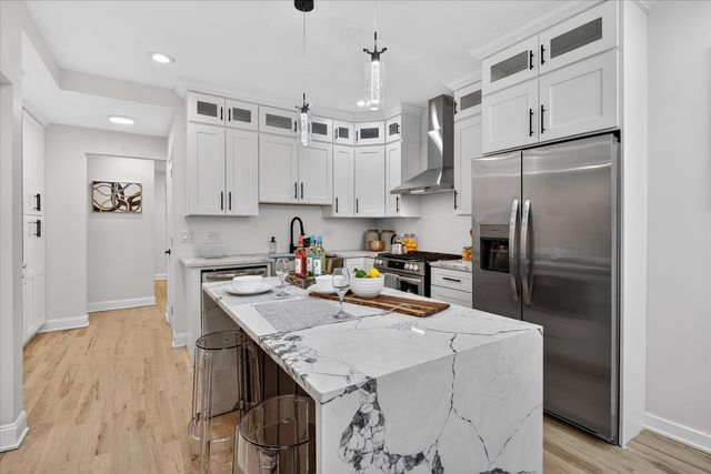 6150 S Ingleside Avenue, Chicago, IL 60637