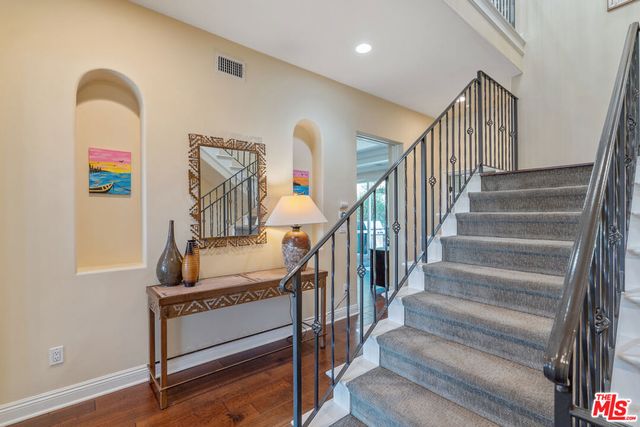 23963 De Ville Way, Malibu, CA 90265