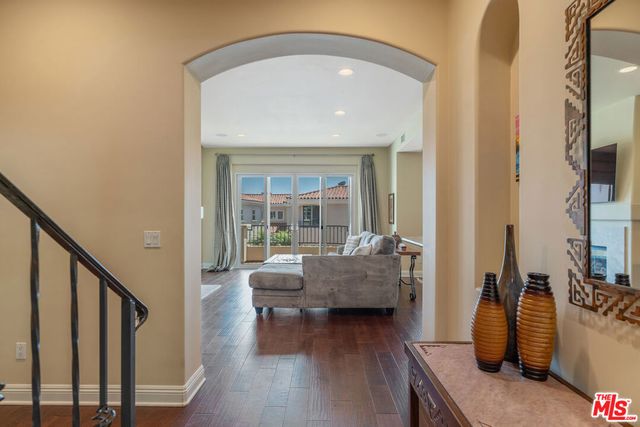 23963 De Ville Way, Malibu, CA 90265