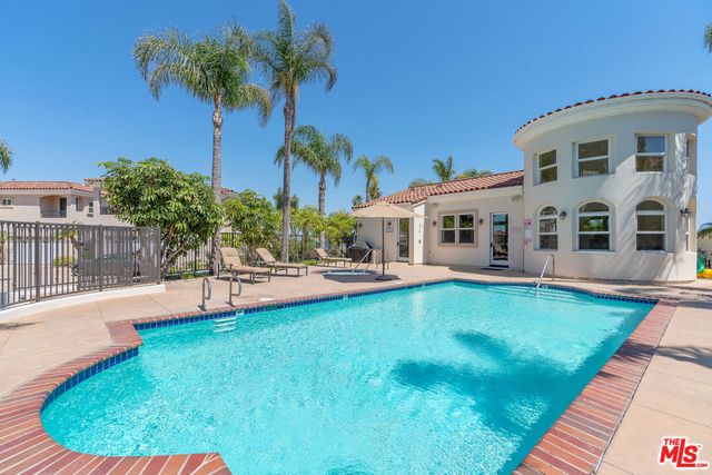 23963 De Ville Way, Malibu, CA 90265