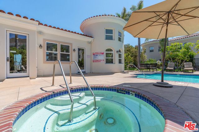 23963 De Ville Way, Malibu, CA 90265