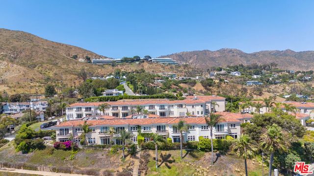 23963 De Ville Way, Malibu, CA 90265