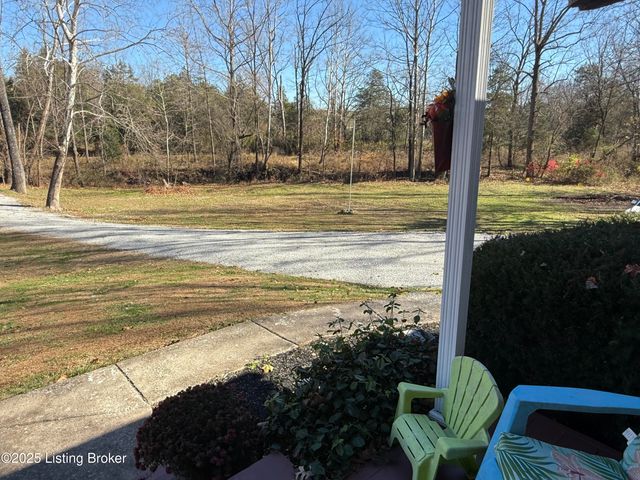 3805 Wilson Creek Rd, Lebanon Junction, KY 40150