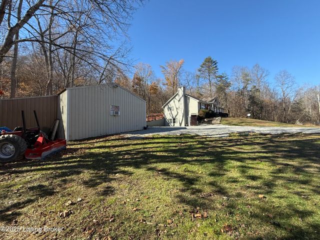 3805 Wilson Creek Rd, Lebanon Junction, KY 40150