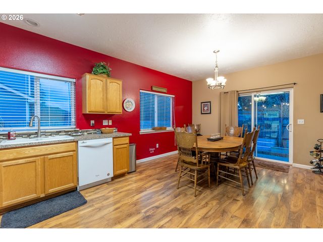 707 HORSEBACK Ct Ne, Salem, OR 97301