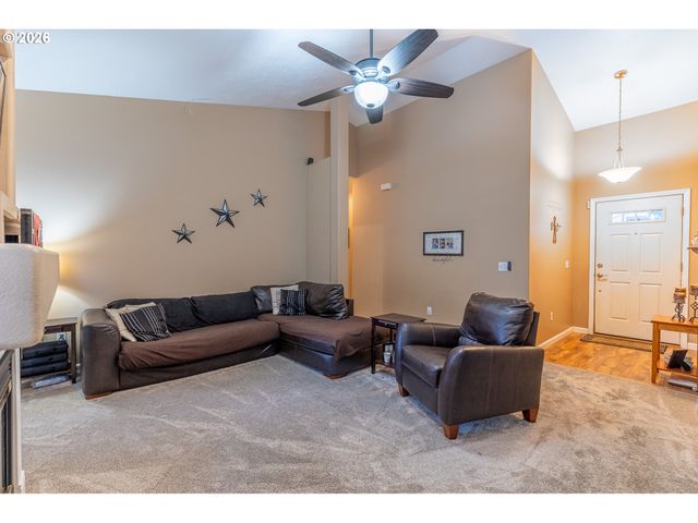 707 HORSEBACK Ct Ne, Salem, OR 97301