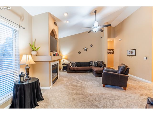 707 HORSEBACK Ct Ne, Salem, OR 97301