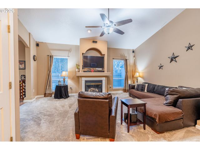 707 HORSEBACK Ct Ne, Salem, OR 97301