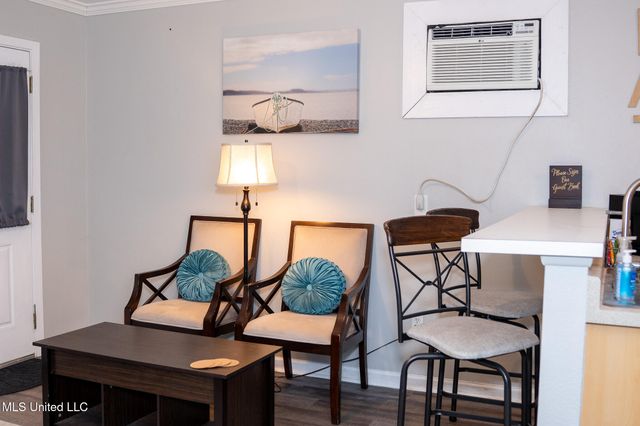 13240 River Road, Gulfport, MS 39503