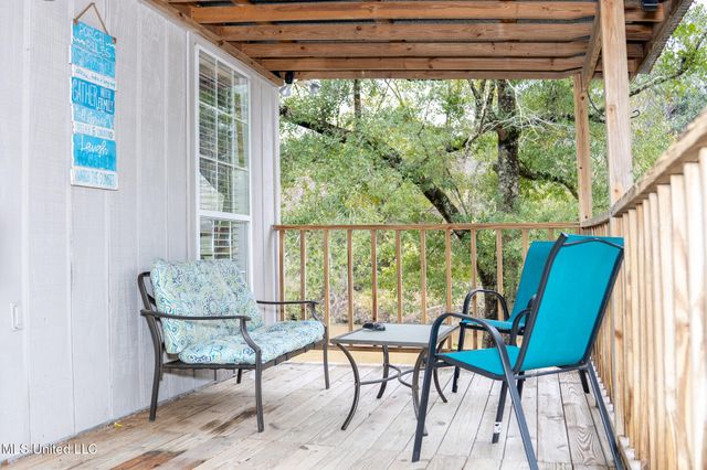 13240 River Road, Gulfport, MS 39503