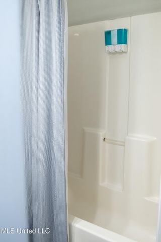 13240 River Road, Gulfport, MS 39503