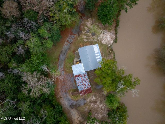 13240 River Road, Gulfport, MS 39503