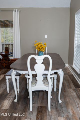 13240 River Road, Gulfport, MS 39503