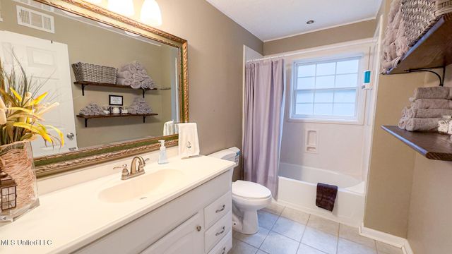 13240 River Road, Gulfport, MS 39503