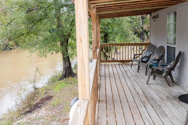 13240 River Road, Gulfport, MS 39503