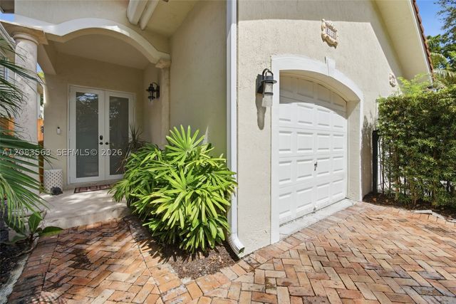 3112 Ohio St, Miami, FL 33133