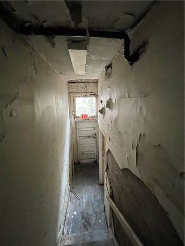 340 E 8th Ave, Homestead, PA 15120