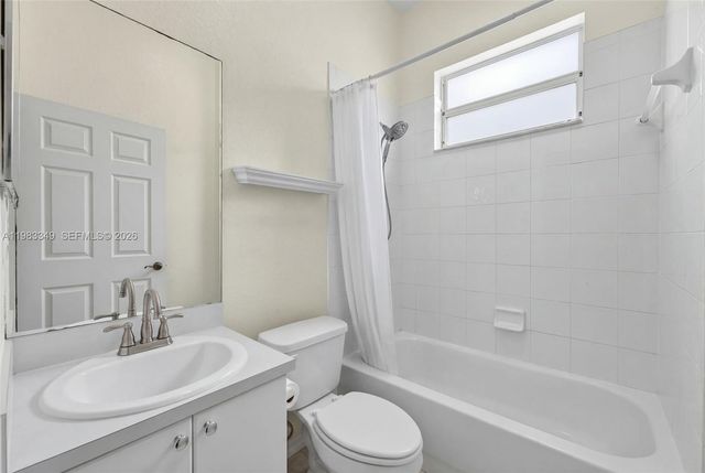 3090 SE 7th Pl, Homestead, FL 33033