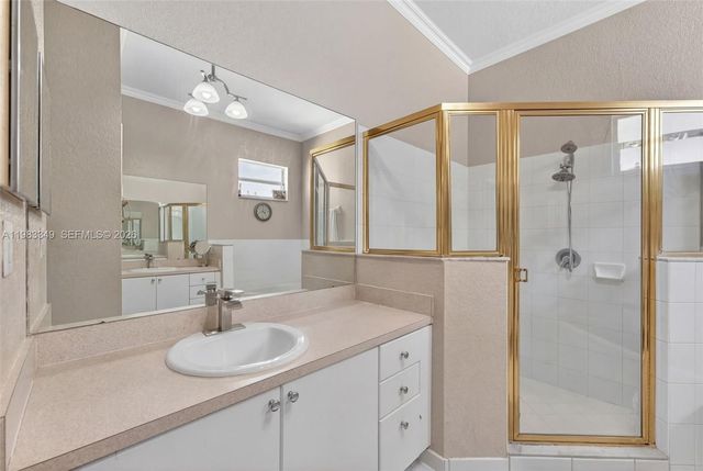 3090 SE 7th Pl, Homestead, FL 33033