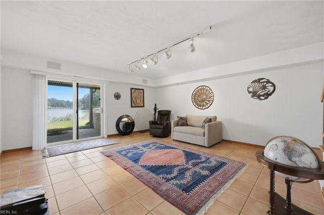 3094 Bray RD, Virginia Beach, VA 23452