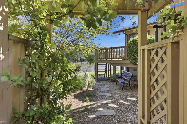 3094 Bray RD, Virginia Beach, VA 23452