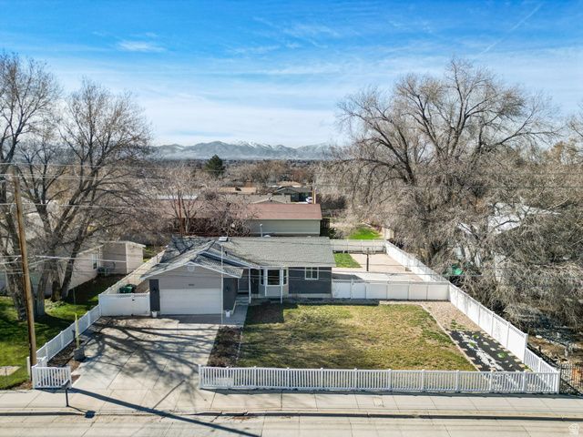 6012 S 700 W, Murray, UT 84123