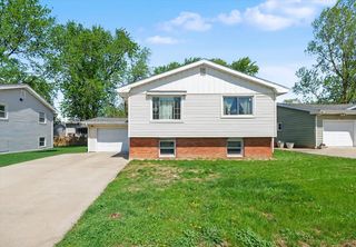 1704 Fort Jesse Road, Normal, IL 61761