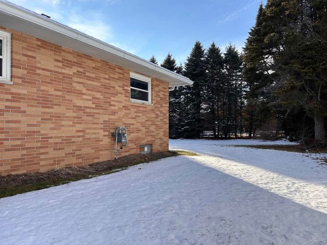 315 Blondin Street, Pinconning Twp, MI 48650