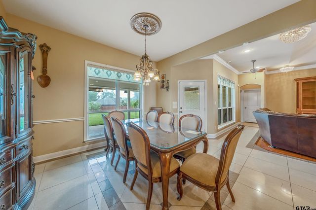 3072 Yasmeen Cir, Flint, TX 75762