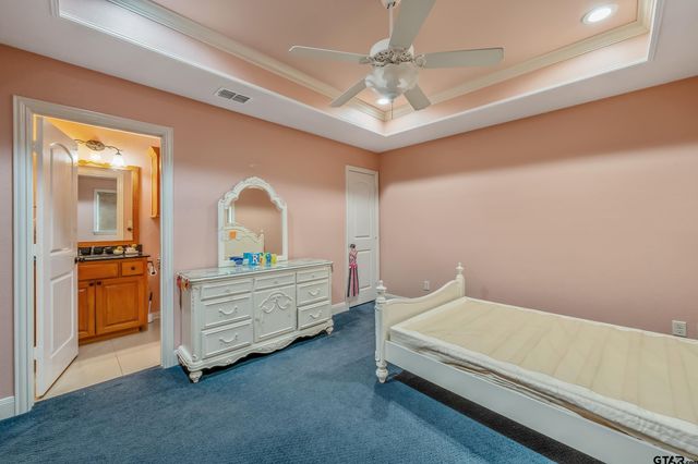 3072 Yasmeen Cir, Flint, TX 75762