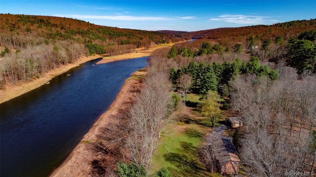19 Arrowhead Lane, Narrowsburg, NY 12764