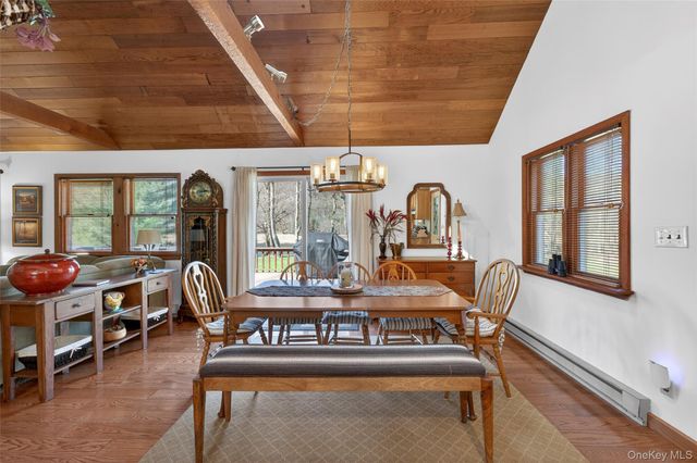19 Arrowhead Lane, Narrowsburg, NY 12764